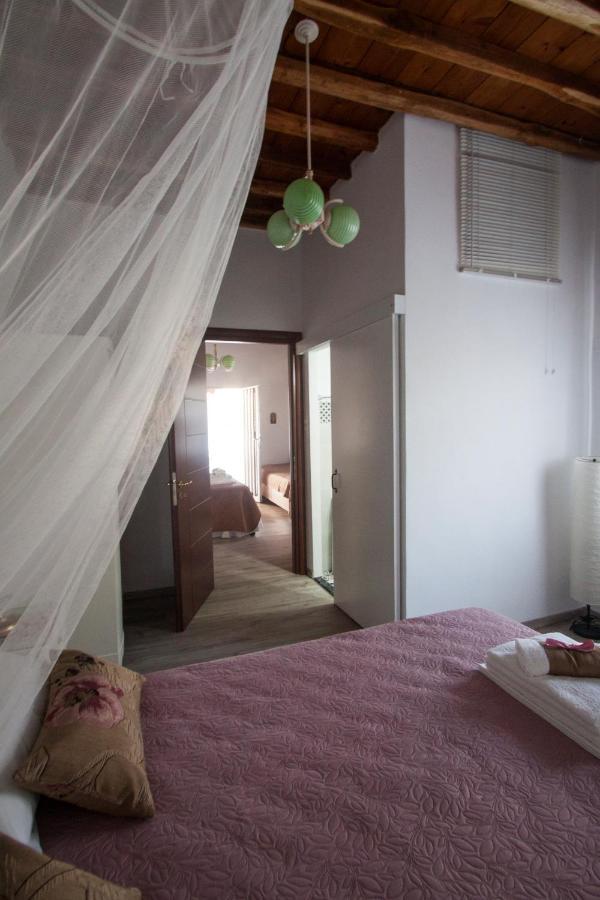 Venerdi Libero Villa Kini Exterior photo