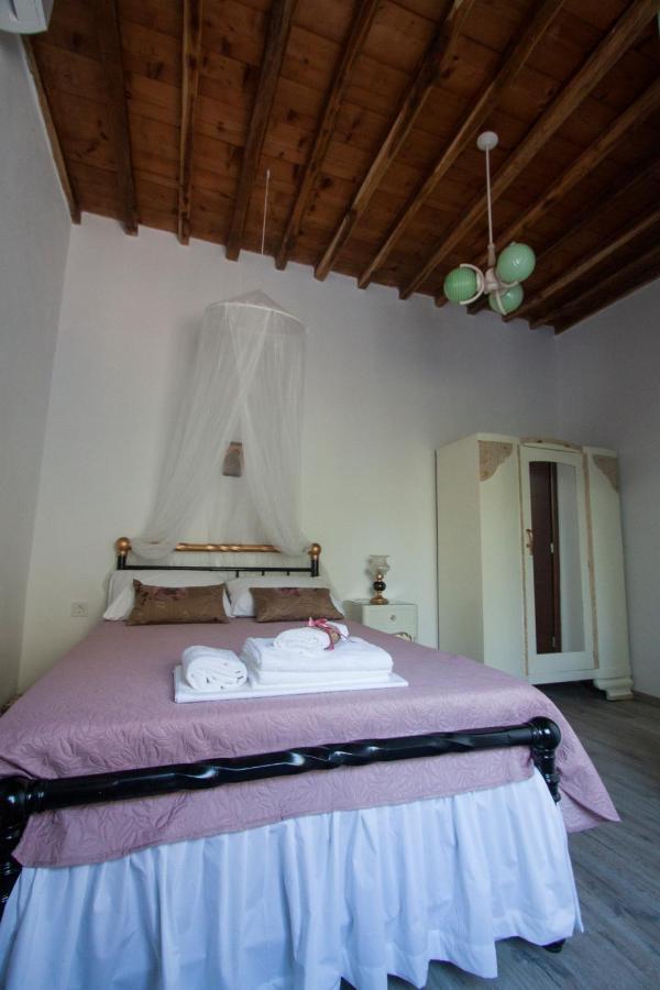 Venerdi Libero Villa Kini Exterior photo